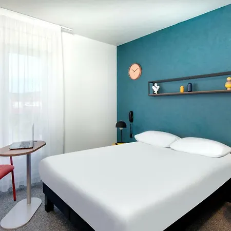 Ibis Styles Gare Hotel 3*