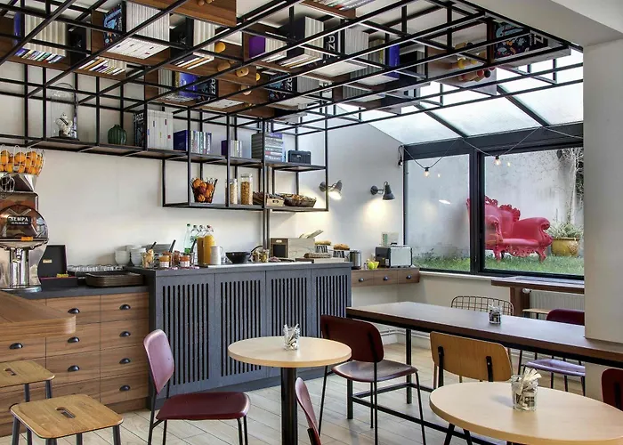 Отель Ibis Styles Gare Клермон-Ферран