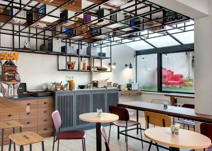 Отель Ibis Styles Gare Клермон-Ферран